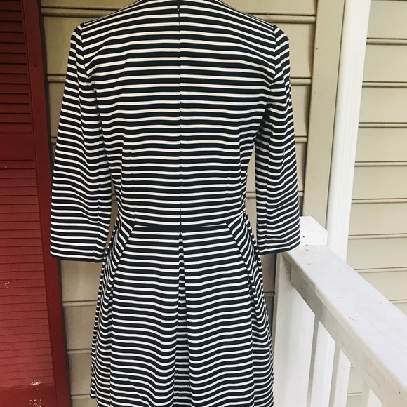 Gap Navy & White Striped Dress 6 FREE SHIP - Picture 3 of 5